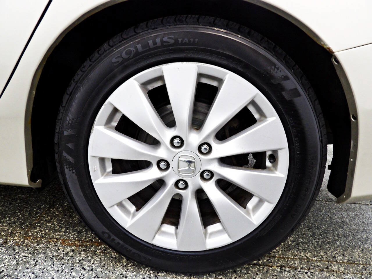 Used 2013 Honda Accord EX image 20
