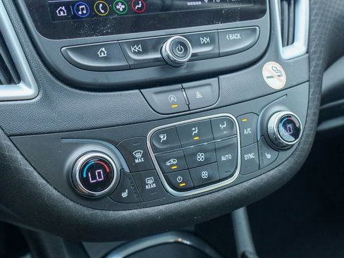 Used 2023 Chevrolet Malibu LT image 15