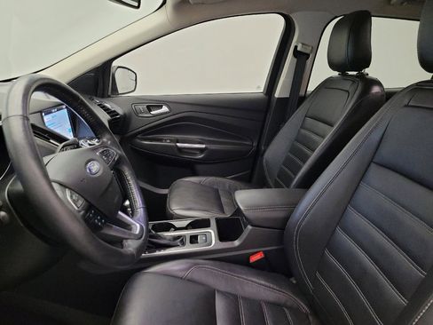 Used 2019 Ford Escape Titanium image 17