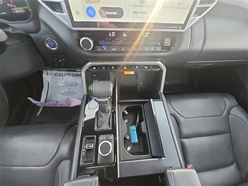 Used 2022 Toyota Tundra Platinum image 11