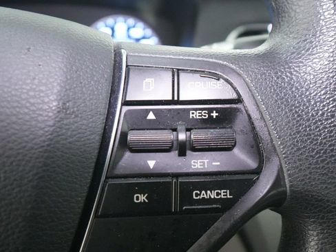 Used 2017 Hyundai Sonata SE FWD image 30