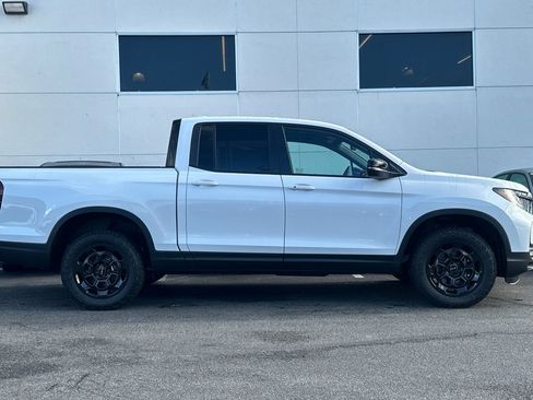 New 2026 Honda Ridgeline TrailSport+ image 2