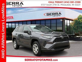 Used 2022 Toyota RAV4 LE AWD/4WD video 1
