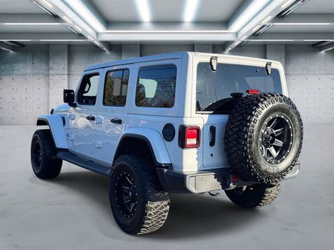 Used 2018 Jeep Wrangler Unlimited Sahara image 24