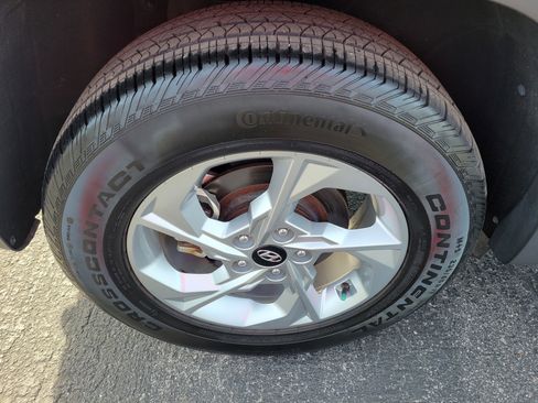 Used 2022 Hyundai Tucson SEL image 36