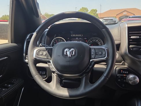 Used 2025 RAM 1500 Laramie AWD/4WD image 17