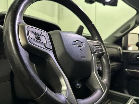 Used 2019 Chevrolet Silverado 1500 RST AWD/4WD image 31