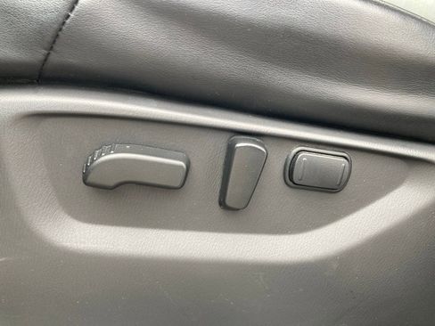 Used 2023 Nissan Armada SV image 15