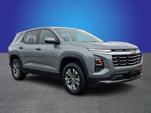 Used 2025 Chevrolet Equinox LT FWD image 3