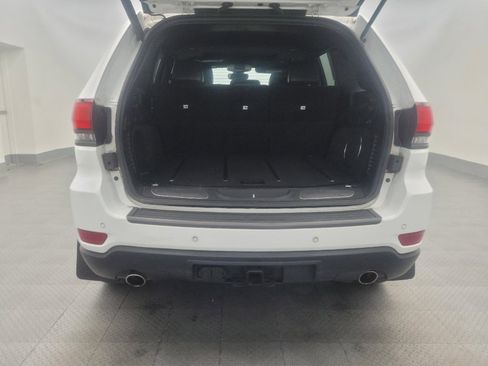 Used 2017 Jeep Grand Cherokee Trailhawk AWD/4WD image 29