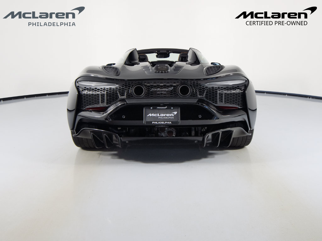 Used 2025 McLaren Artura Spider RWD image 7