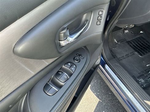 Used 2019 Nissan Murano SL image 14