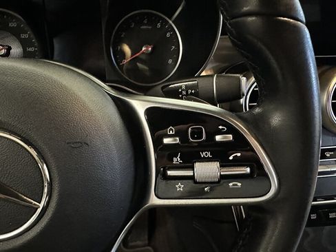 Used 2021 Mercedes-Benz GLC 300 4MATIC image 27