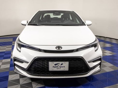 Used 2024 Toyota Corolla SE FWD image 2
