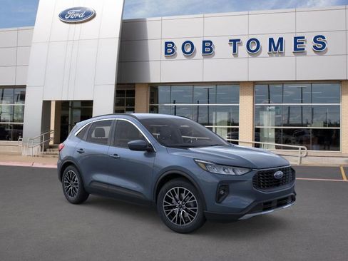 New 2026 Ford Escape SE FWD image 9