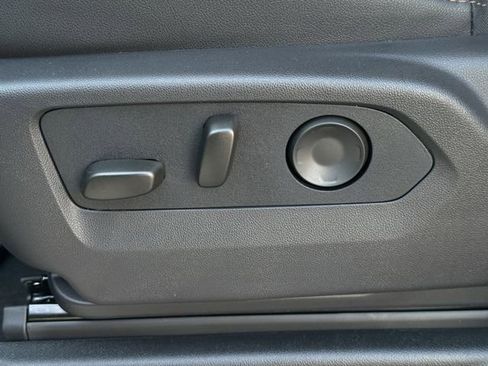 New 2026 Chevrolet Suburban High Country image 26