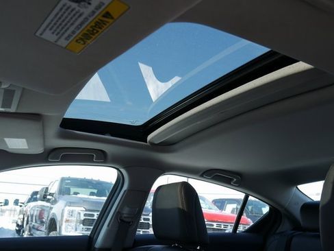 Used 2016 Acura ILX image 3