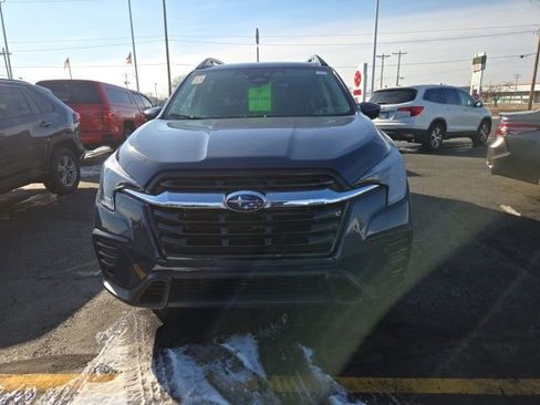 Used 2024 Subaru Ascent Premium w/ Convenience Package image 2