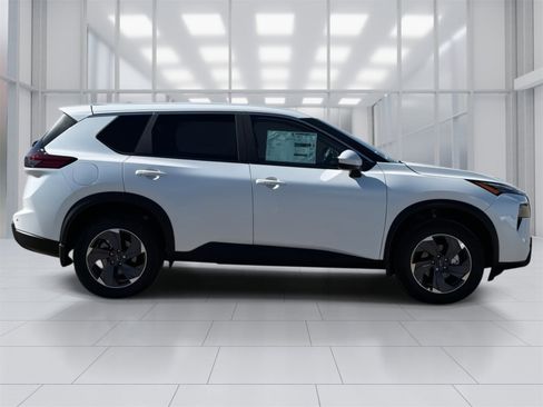 New 2026 Nissan Rogue SV image 6