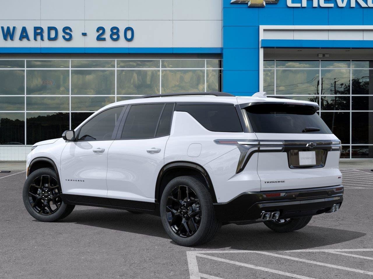 New 2026 Chevrolet Traverse RS w/ LPO, Floor Liner Package FWD image 3