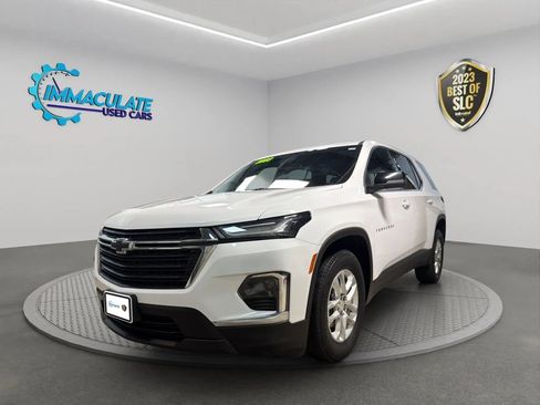 Used 2023 Chevrolet Traverse LS AWD/4WD image 1