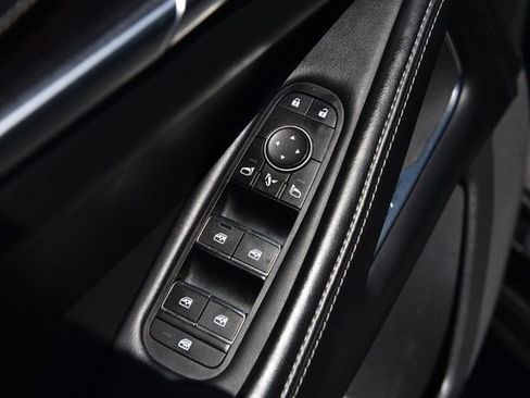 Used 2023 INFINITI QX60 Sensory w/ Vision Package AWD/4WD image 8