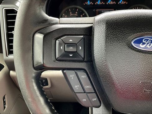 Used 2017 Ford F150 XLT w/ Equipment Group 302A Luxury image 19