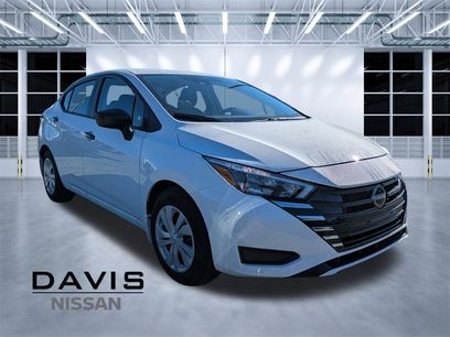 New 2025 Nissan Versa S w/ Trunk Package