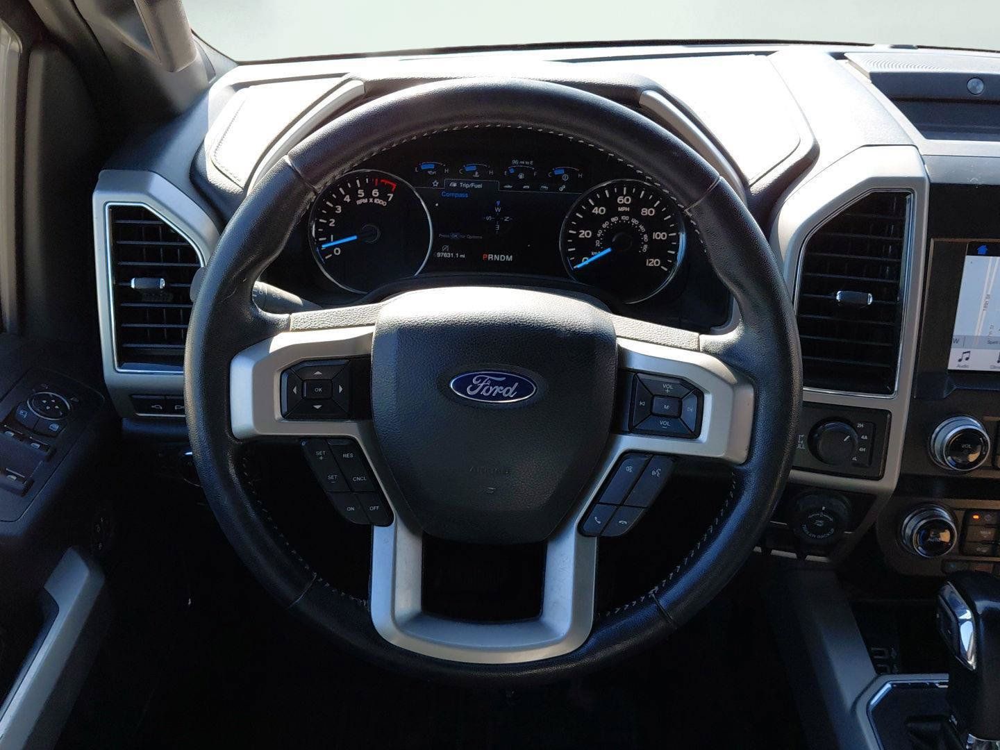 Used 2019 Ford F150 Lariat w/ Equipment Group 502A Luxury AWD/4WD image 40
