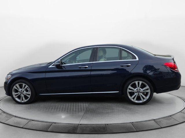 Used 2018 Mercedes-Benz C 300 4MATIC Sedan image 2