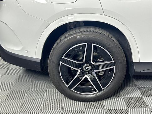 Certified 2025 Mercedes-Benz GLC 300 4MATIC image 19