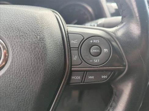 Used 2023 Toyota Camry SE w/ Convenience Package FWD image 15