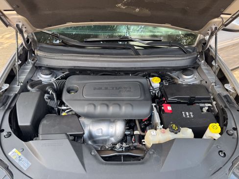 Used 2020 Jeep Cherokee Latitude FWD image 25