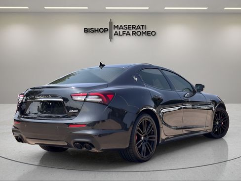 Used 2022 Maserati Ghibli GT RWD image 5