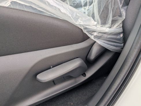 New 2025 Toyota RAV4 LE image 10