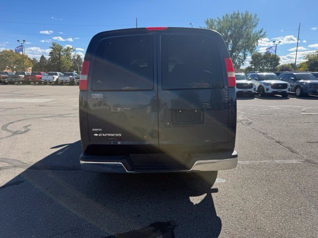 Used 2011 Chevrolet Express 1500 LT w/ LT Preferred Equipment Group AWD/4WD image 8