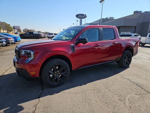 New 2026 Ford Maverick Lariat w/ Black Appearance Package image 5