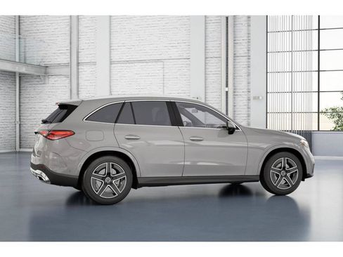 New 2026 Mercedes-Benz GLC 300 4MATIC image 18