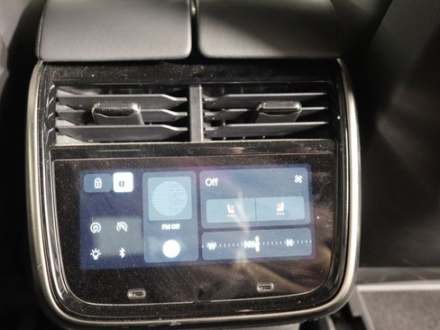 Used 2022 Rivian R1T Adventure image 17