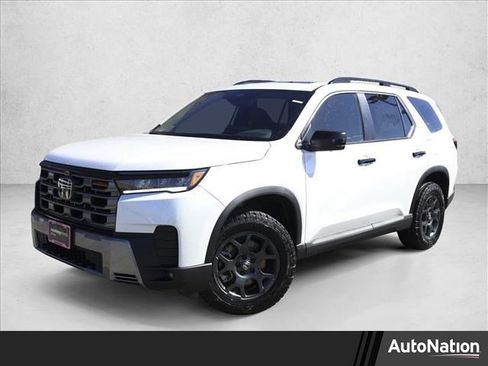 New 2026 Honda Pilot TrailSport image 1