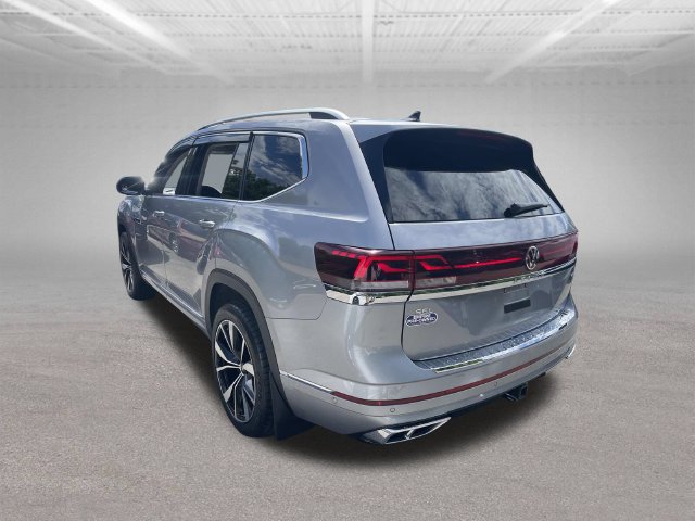 Used 2024 Volkswagen Atlas SEL Premium R-Line AWD/4WD image 12