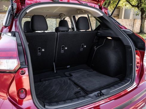 Used 2024 Nissan Kicks SV image 62