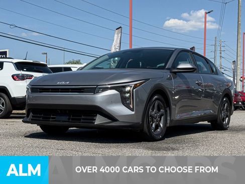 Used 2025 Kia K4 FWD image 2