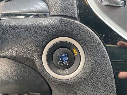 Used 2013 Chrysler 300 S image 19