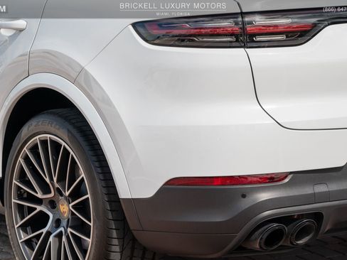 Used 2020 Porsche Cayenne image 52
