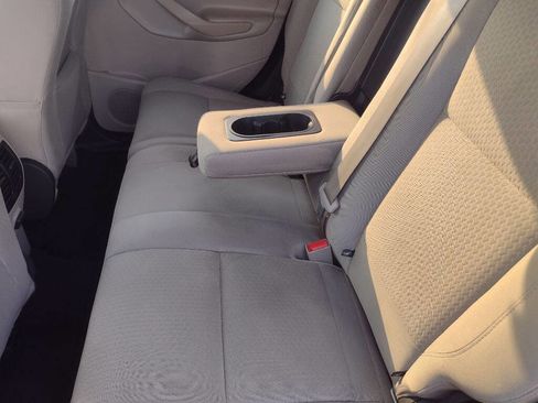 Used 2017 Ford Escape SE image 15