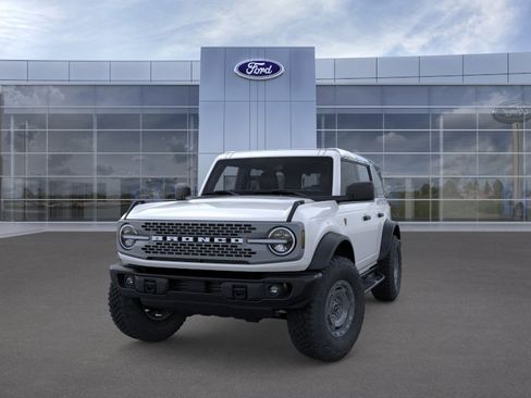 New 2025 Ford Bronco Badlands w/ Sasquatch Package AWD/4WD image 2