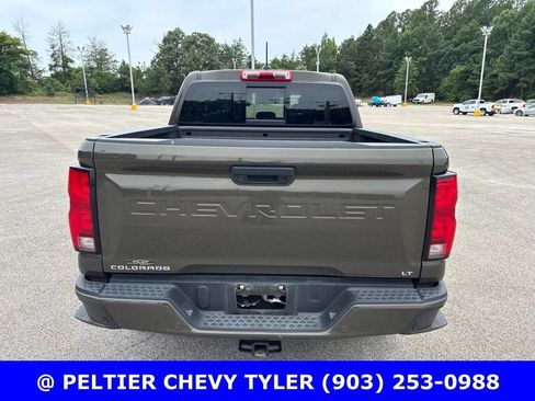 Used 2024 Chevrolet Colorado LT w/ LT Convenience Package III RWD image 6