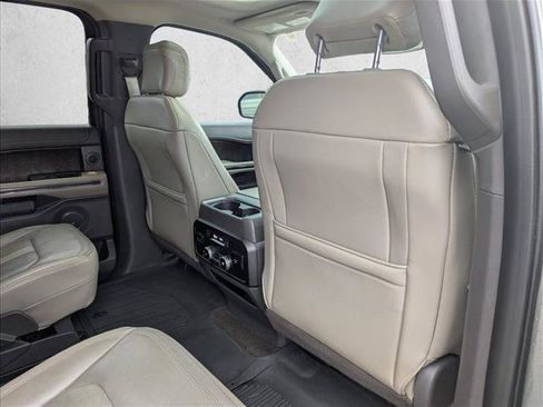 Used 2019 Ford Expedition Limited w/ Equipment Group 301A RWD image 30