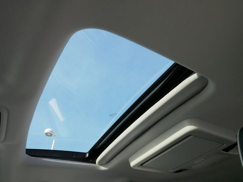 Certified 2026 Honda Odyssey Elite image 33